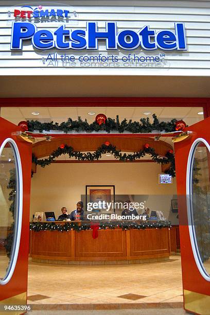 petsmart hotels