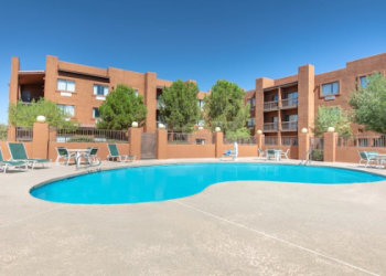 page arizona hotels pet friendly